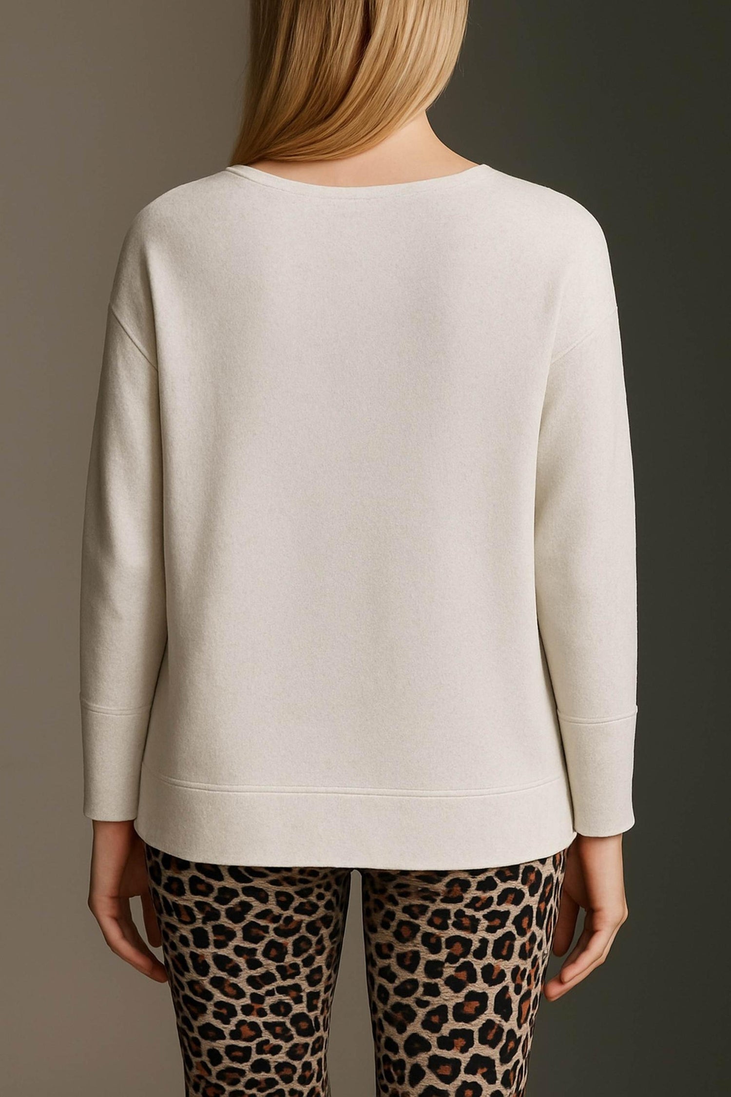 Cozy Langarmshirt Mit V-Hals, Saumversatz Und Besonderer Ärmelmanschette