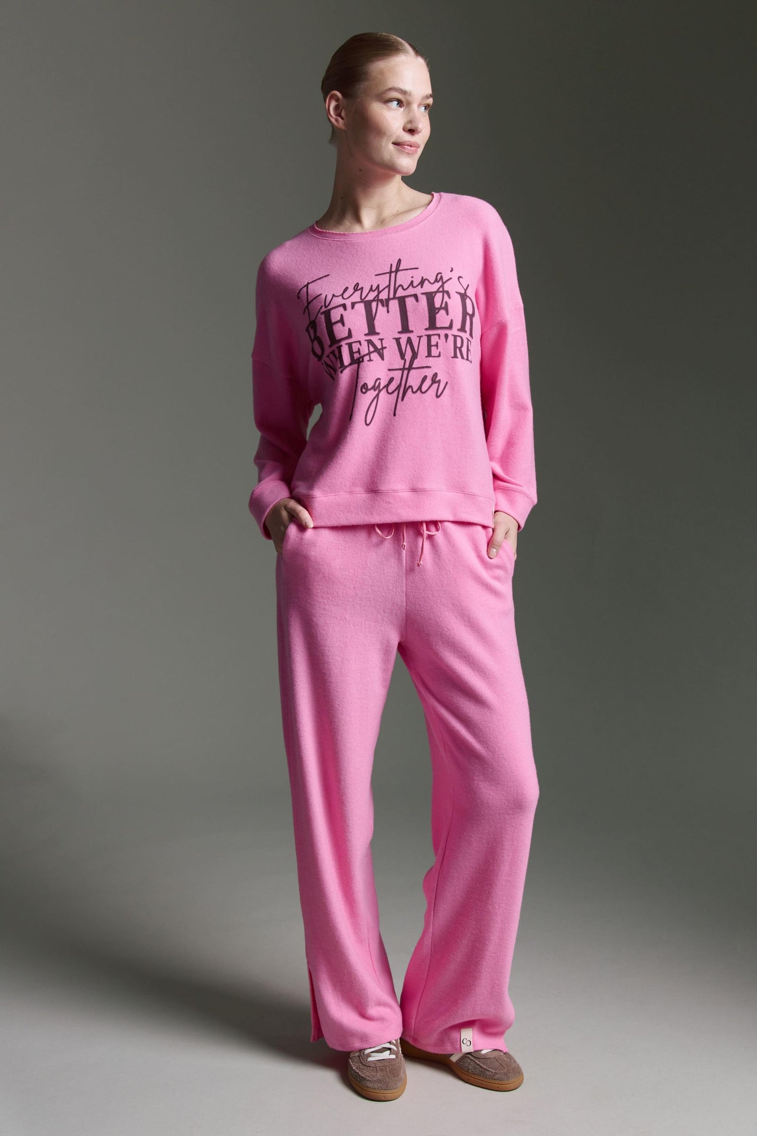 Cozy Oversized Langarmshirt Mit Seitenschlitzen Und Druck