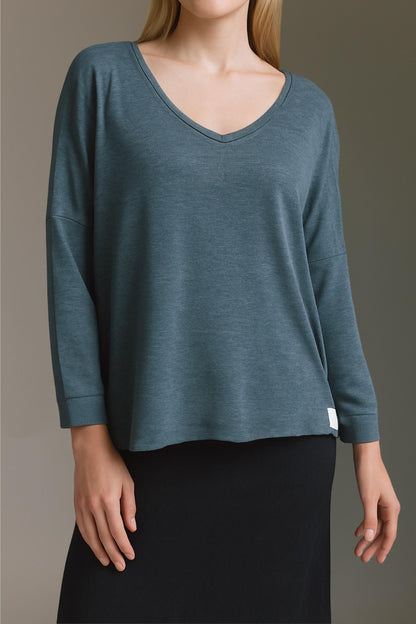 Strickoptik Langarmshirt Mit Weitem V-Hals Und Saumversatz