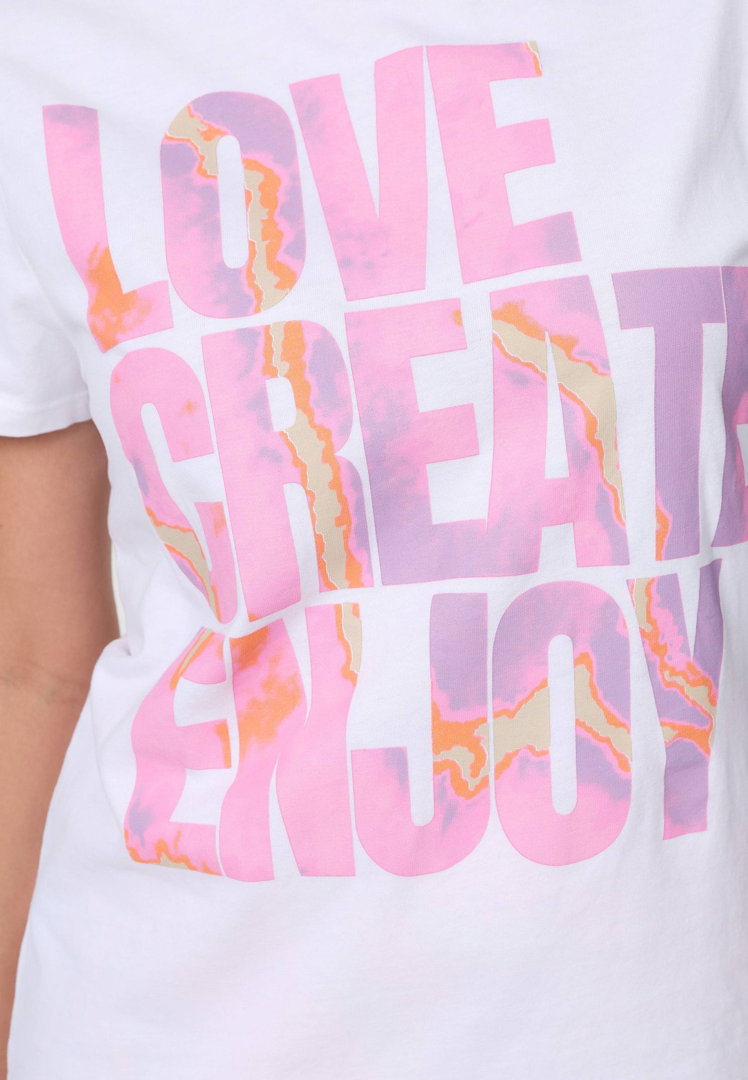 Gewaschenes T-Shirt Mit Love Create Enjoy Druck