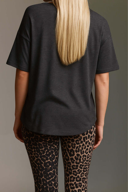 Strickoptik T-Shirt Mit V-Hals Und Seitenschlitzen