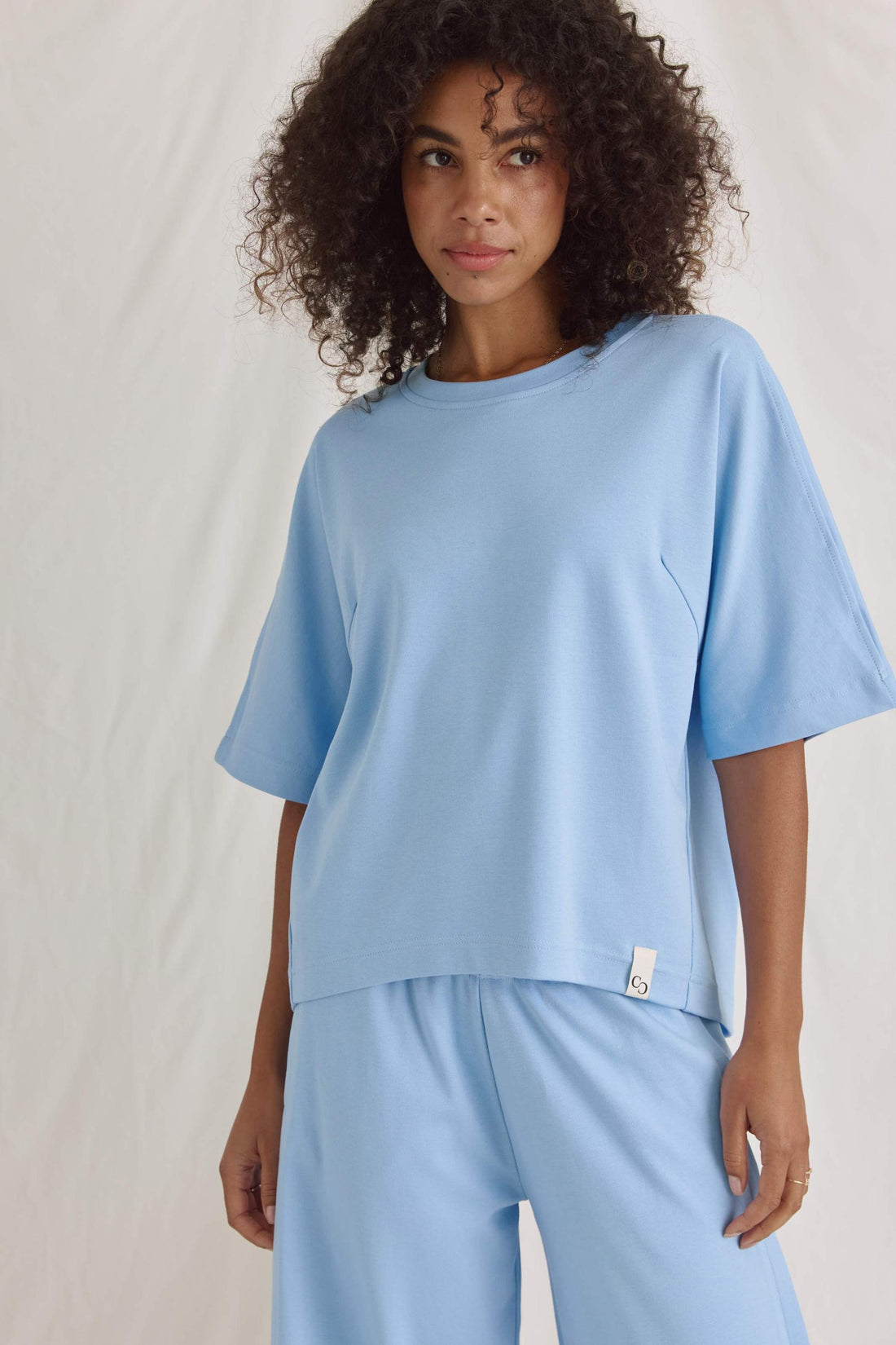 Oversized T-Shirt Mit Rundhals Und Überschnittenen Schultern